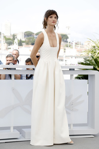Photocall 'Triangle of Sadness', Cannes Film Festival 2022