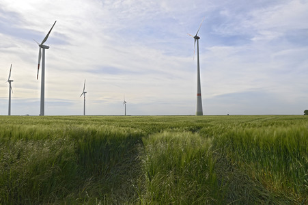 Symbolfoto Windenergie