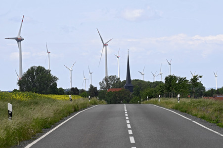 Symbolfoto Windenergie