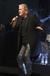 Konzert von Johnny Logan & Band in Hamburg