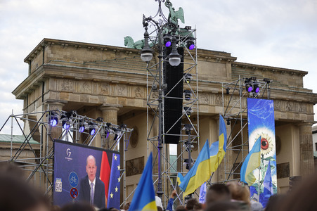 Benefizkonzert 'Save Ukraine - Stop War' in Berlin