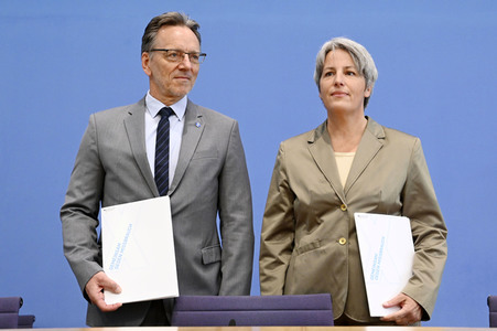 Bundespressekonferenz Vorstellung der Zahlen kindlicher Gewaltopfer in Berlin