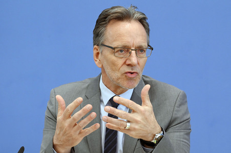 Bundespressekonferenz Vorstellung der Zahlen kindlicher Gewaltopfer in Berlin