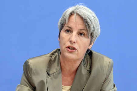 Bundespressekonferenz Vorstellung der Zahlen kindlicher Gewaltopfer in Berlin