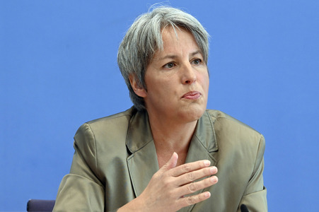 Bundespressekonferenz Vorstellung der Zahlen kindlicher Gewaltopfer in Berlin