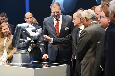 Eröffnungsrundgang auf der Hannover Messe 2022