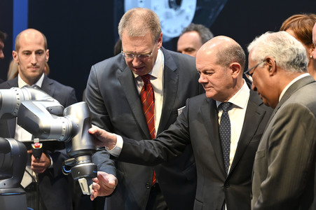 Eröffnungsrundgang auf der Hannover Messe 2022