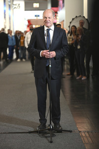 Eröffnungsrundgang auf der Hannover Messe 2022