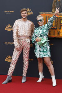 Filmpremiere 'Jurassic World: Ein neues Zeitalter' in Köln