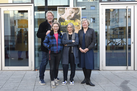 Filmpremiere 'Ein großes Versprechen' in Hannover