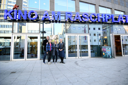 Filmpremiere 'Ein großes Versprechen' in Hannover