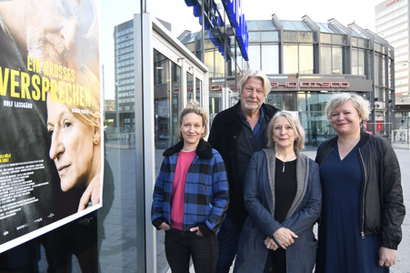 Filmpremiere 'Ein großes Versprechen' in Hannover