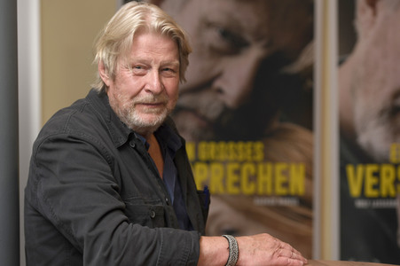 Filmpremiere 'Ein großes Versprechen' in Hannover