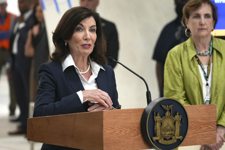 Pressekonferenz mit Kathy Hochul in New York