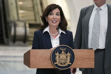 Pressekonferenz mit Kathy Hochul in New York