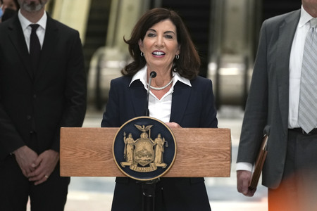 Pressekonferenz mit Kathy Hochul in New York