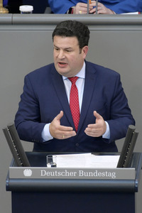 42. Sitzung des Deutschen Bundestages in Berlin