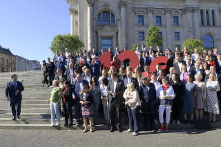 Kundgebung zur Befürwortung des 12-Euro-Mindestlohns in Berlin