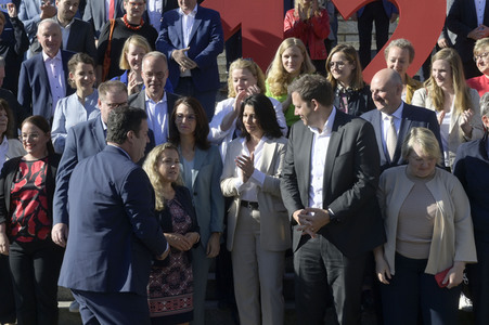 Kundgebung zur Befürwortung des 12-Euro-Mindestlohns in Berlin