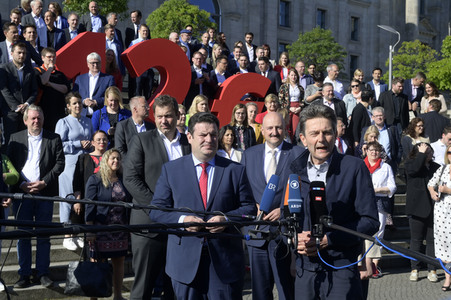 Kundgebung zur Befürwortung des 12-Euro-Mindestlohns in Berlin