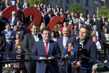 Kundgebung zur Befürwortung des 12-Euro-Mindestlohns in Berlin