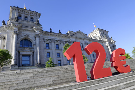 Kundgebung zur Befürwortung des 12-Euro-Mindestlohns in Berlin