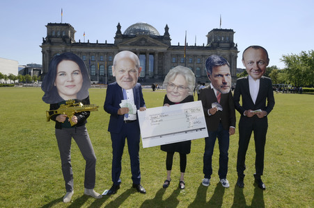 Protestaktion gegen das Sondervermögen in Berlin
