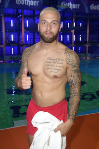 TV-Show 'RTL Turmspringen' in Berlin