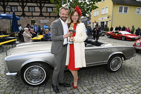 Sternstunden Benefiz Oldtimer Rallye 2022 in Spalt