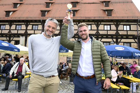 Sternstunden Benefiz Oldtimer Rallye 2022 in Spalt