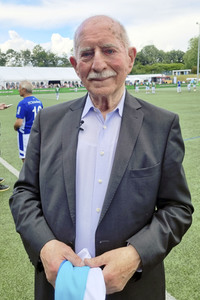 Event 'Promis kicken für Kids - das Abschiedsspiel von Werner Hansch' in Gelsenkirchen