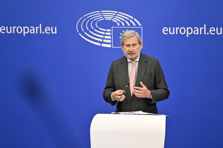 Pressekonferenz zum Entwurf des Gesamthaushaltsplans 2023 im EU-Parlament in Straßburg