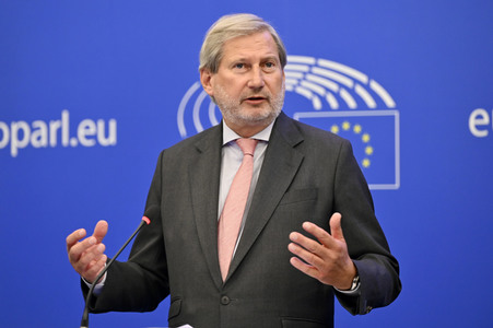 Pressekonferenz zum Entwurf des Gesamthaushaltsplans 2023 im EU-Parlament in Straßburg
