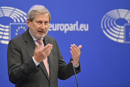 Pressekonferenz zum Entwurf des Gesamthaushaltsplans 2023 im EU-Parlament in Straßburg