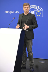 Pressebriefing der Fraktion Die Linke im EU-Parlament in Straßburg
