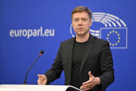 Pressebriefing der Fraktion Die Linke im EU-Parlament in Straßburg