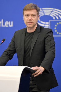 Pressebriefing der Fraktion Die Linke im EU-Parlament in Straßburg