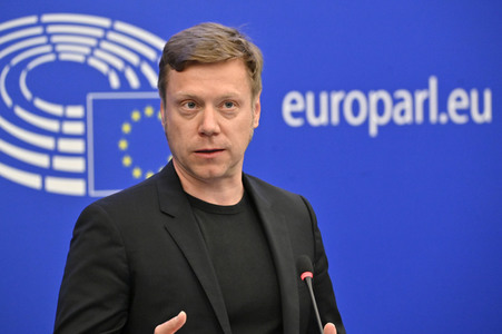 Pressebriefing der Fraktion Die Linke im EU-Parlament in Straßburg