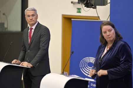 Pressekonferenz zum Mindestlohn im EU-Parlament in Straßburg
