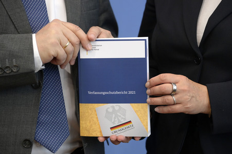 Bundespressekonferenz Vorstellung des Verfassungsschutzberichts 2021 in Berlin