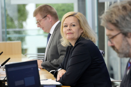 Bundespressekonferenz Vorstellung des Verfassungsschutzberichts 2021 in Berlin