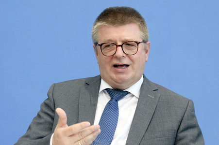 Bundespressekonferenz Vorstellung des Verfassungsschutzberichts 2021 in Berlin