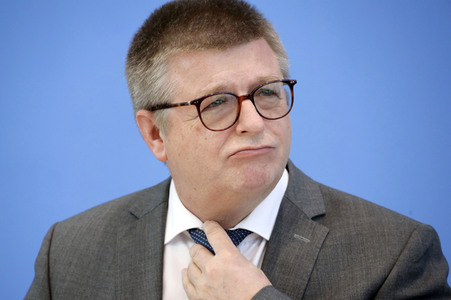 Bundespressekonferenz Vorstellung des Verfassungsschutzberichts 2021 in Berlin