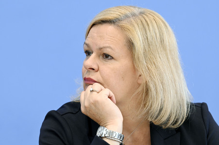 Bundespressekonferenz Vorstellung des Verfassungsschutzberichts 2021 in Berlin