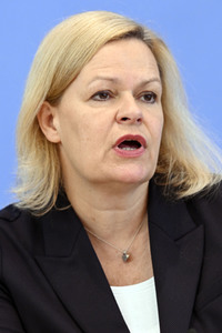 Bundespressekonferenz Vorstellung des Verfassungsschutzberichts 2021 in Berlin