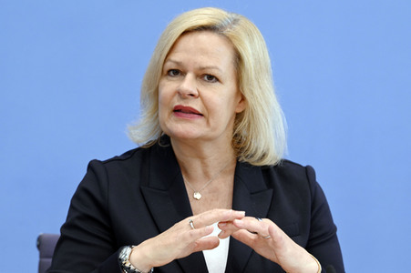 Bundespressekonferenz Vorstellung des Verfassungsschutzberichts 2021 in Berlin