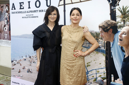 Filmpremiere 'A E I O U - Das schnelle Alphabet der Liebe' in Berlin