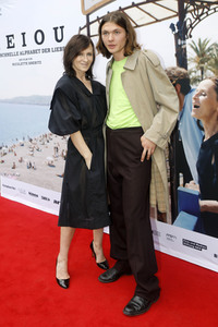 Filmpremiere 'A E I O U - Das schnelle Alphabet der Liebe' in Berlin