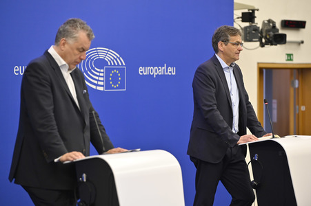 Pressekonferenz der EVP zum Thema 'Fit für 55' im EU-Parlament in Straßburg