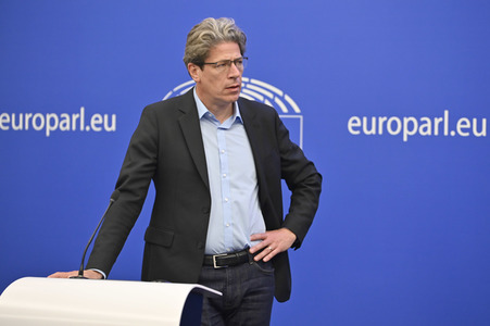 Pressekonferenz zur Kernenergie und Gas im EU-Parlament in Straßburg